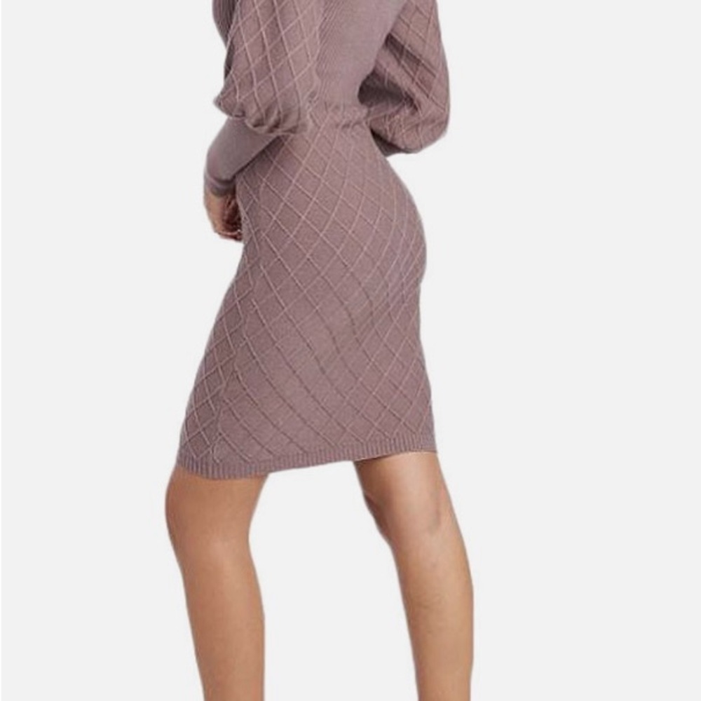 Bebe puffed sleeve quilted dress